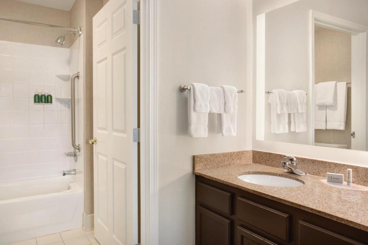 Residence Inn By Marriott Buffalo Galleria Mall Cheektowaga Buitenkant foto