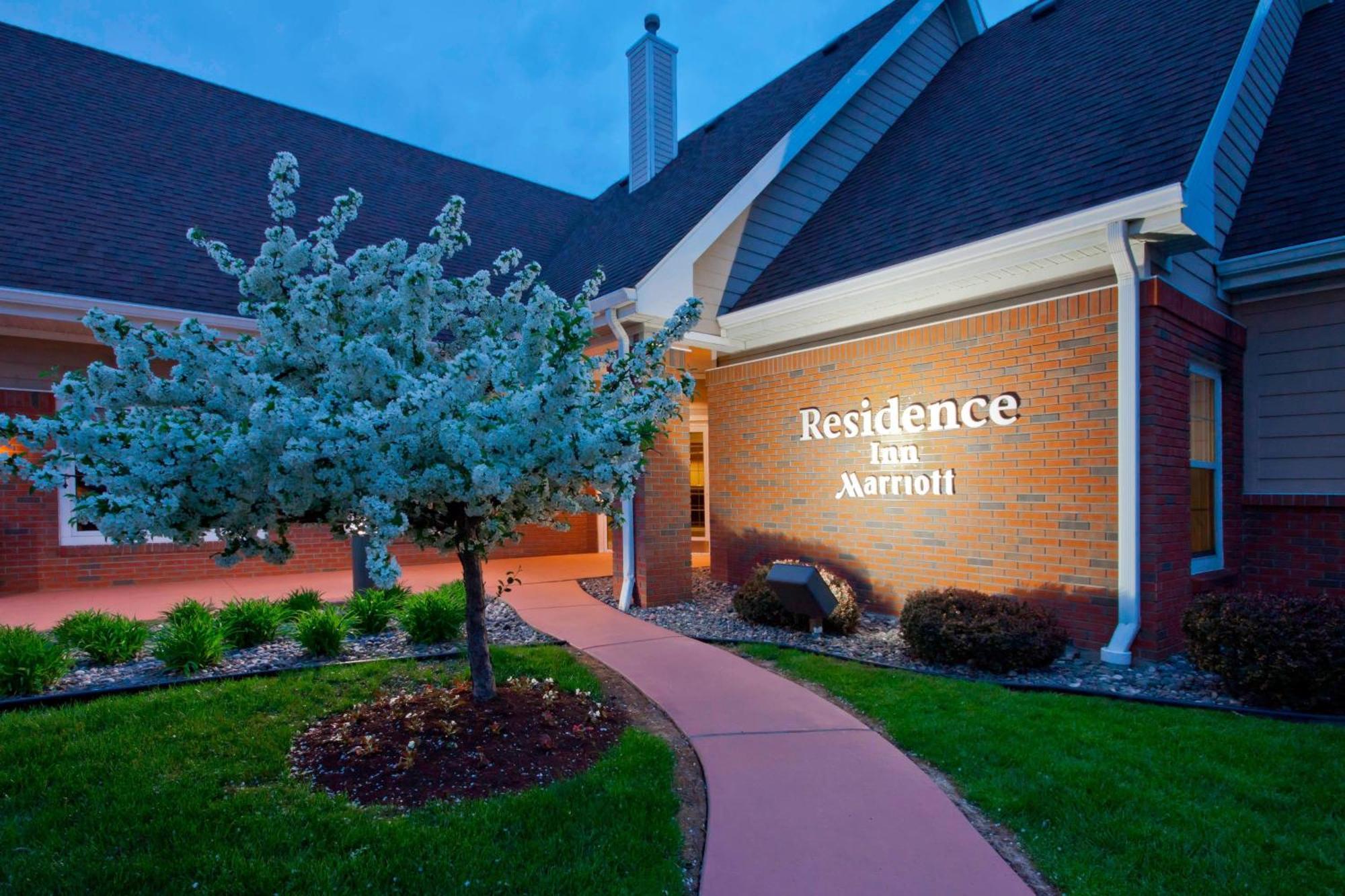 Residence Inn By Marriott Buffalo Galleria Mall Cheektowaga Buitenkant foto